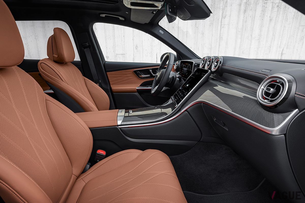 メルセデス・ベンツ新型「GLC」の前席