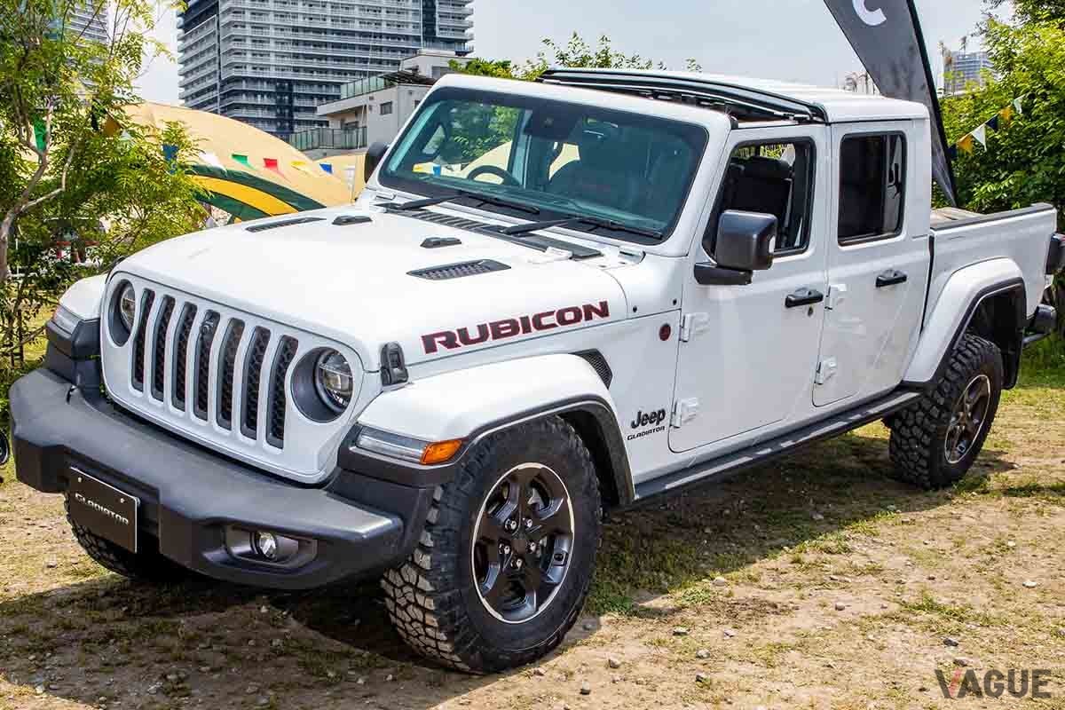 ジープ新型「グラディエーター」発売開始！ 全長5.6mの最強ピックアップが日本で人気の理由とは VAGUE(ヴァーグ)