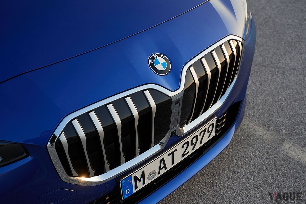 BMW新型「2シリーズ・アクティブツアラー」のキドニーグリル