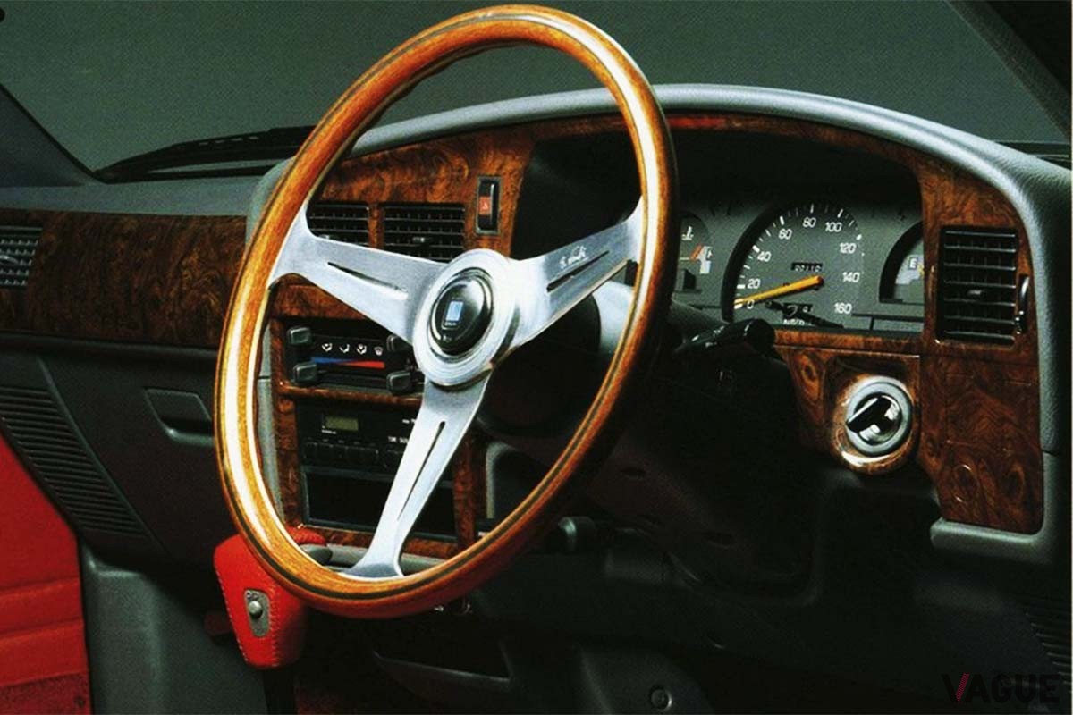 トヨタ「トヨタクラシック」のインテリア