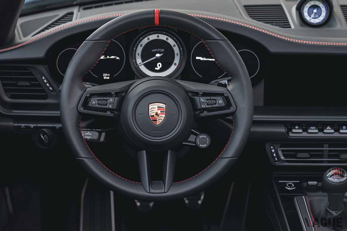 ポルシェ「911カレラGTSカブリオレ・アメリカ」のインパネ