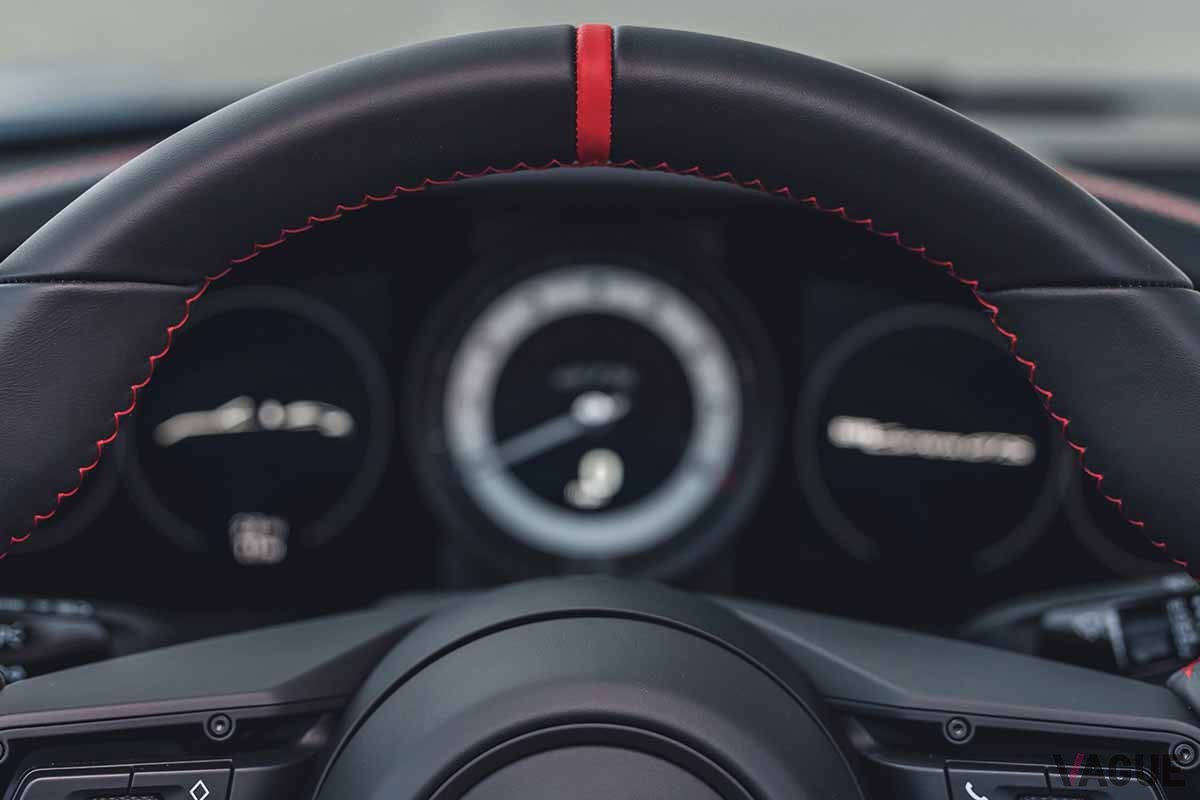 ポルシェ「911カレラGTSカブリオレ・アメリカ」のハンドル