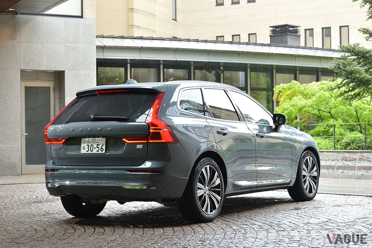 ボルボ「XC60リチャージ プラグインハイブリッドT6 AWD」