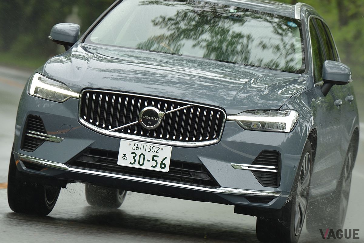 ボルボ「XC60リチャージ プラグインハイブリッドT6 AWD」