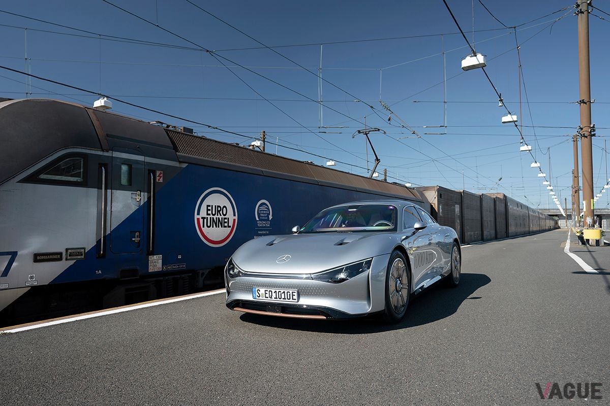 1充電での航続距離1202kmを達成したメルセデス・ベンツ「ヴィジョンEQXX」