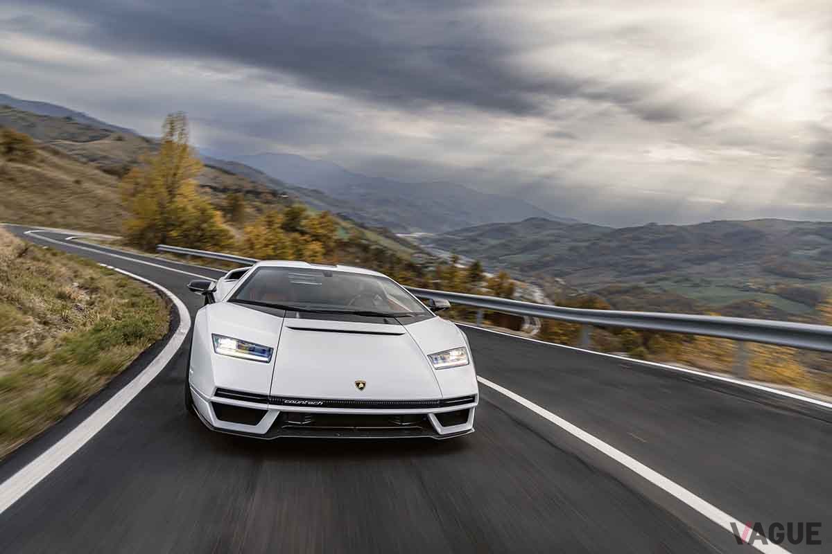 ランボルギーニ新型「カウンタックLPI800−4」