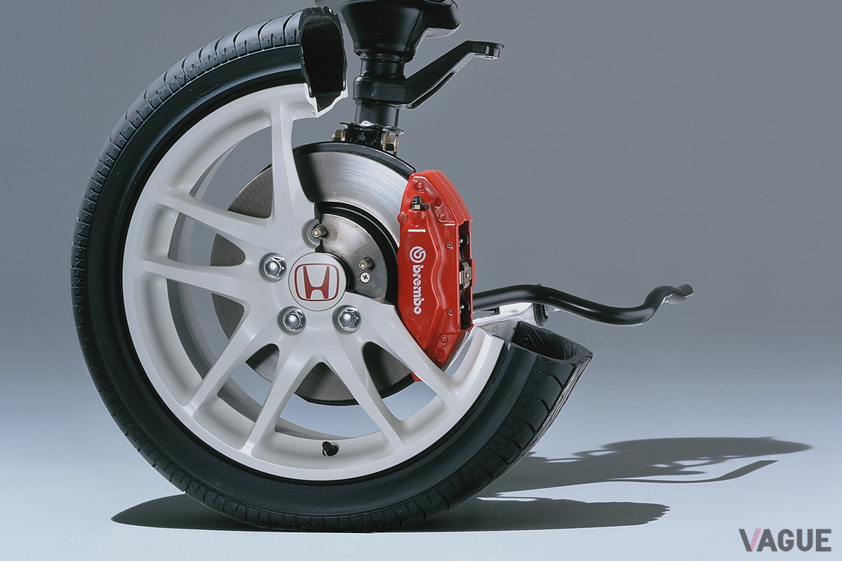 2001年7月2日に発表されたホンダ2代目「インテグラタイプR」のブレーキ