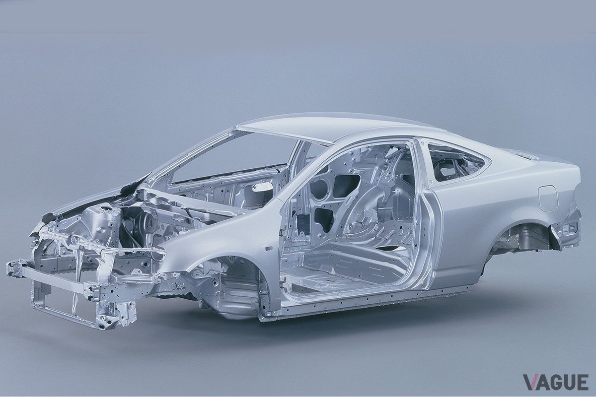 2001年7月2日に発表されたホンダ2代目「インテグラタイプR」のホワイトボディ