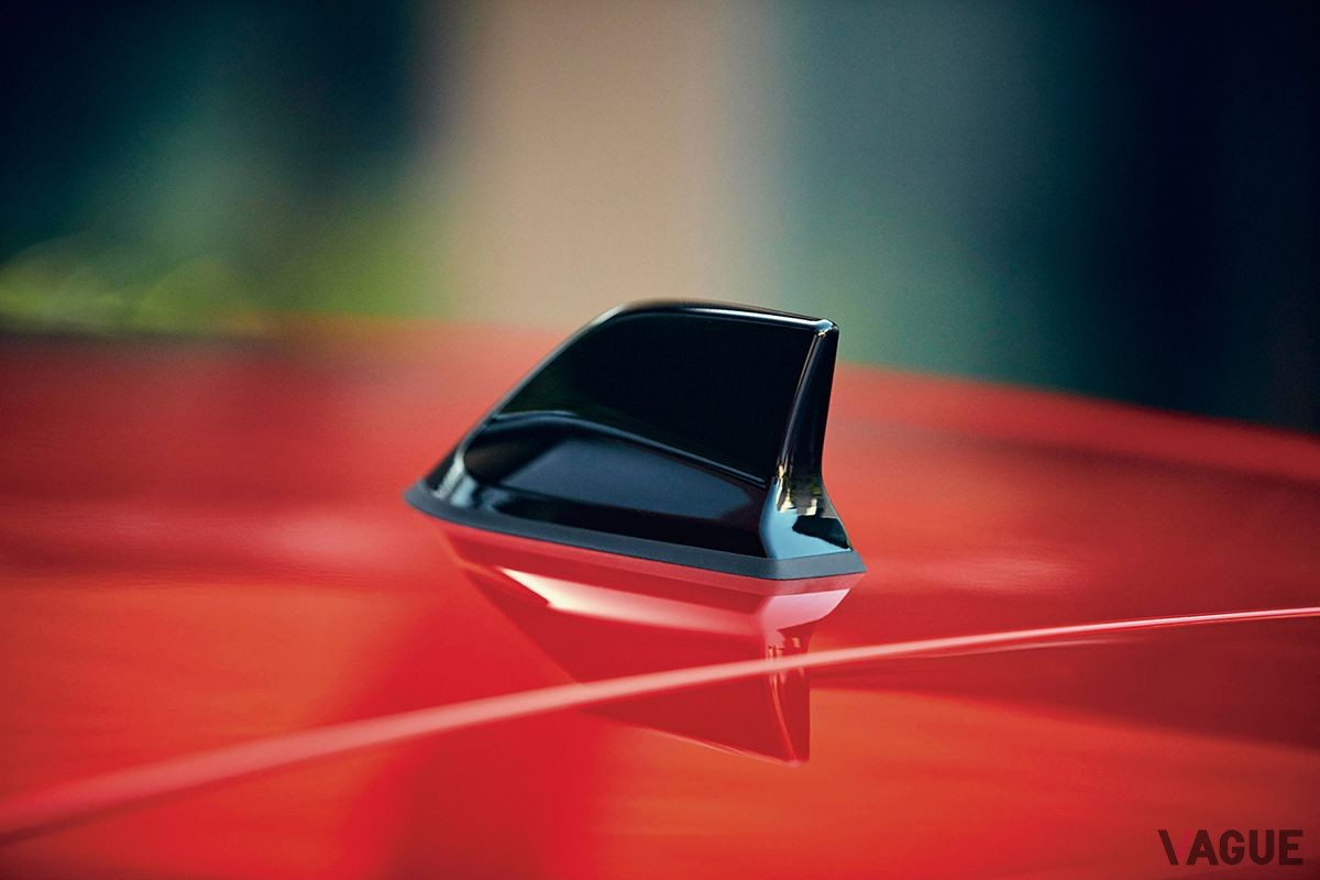 ルノー「ルーテシアE-TECHハイブリッド」のアンテナ