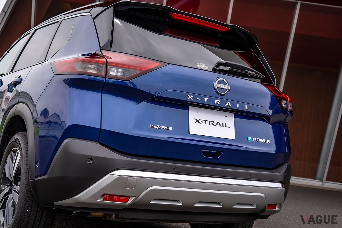 初代から継承するタフギア感に上質さを融合した日産の新型エクストレイル