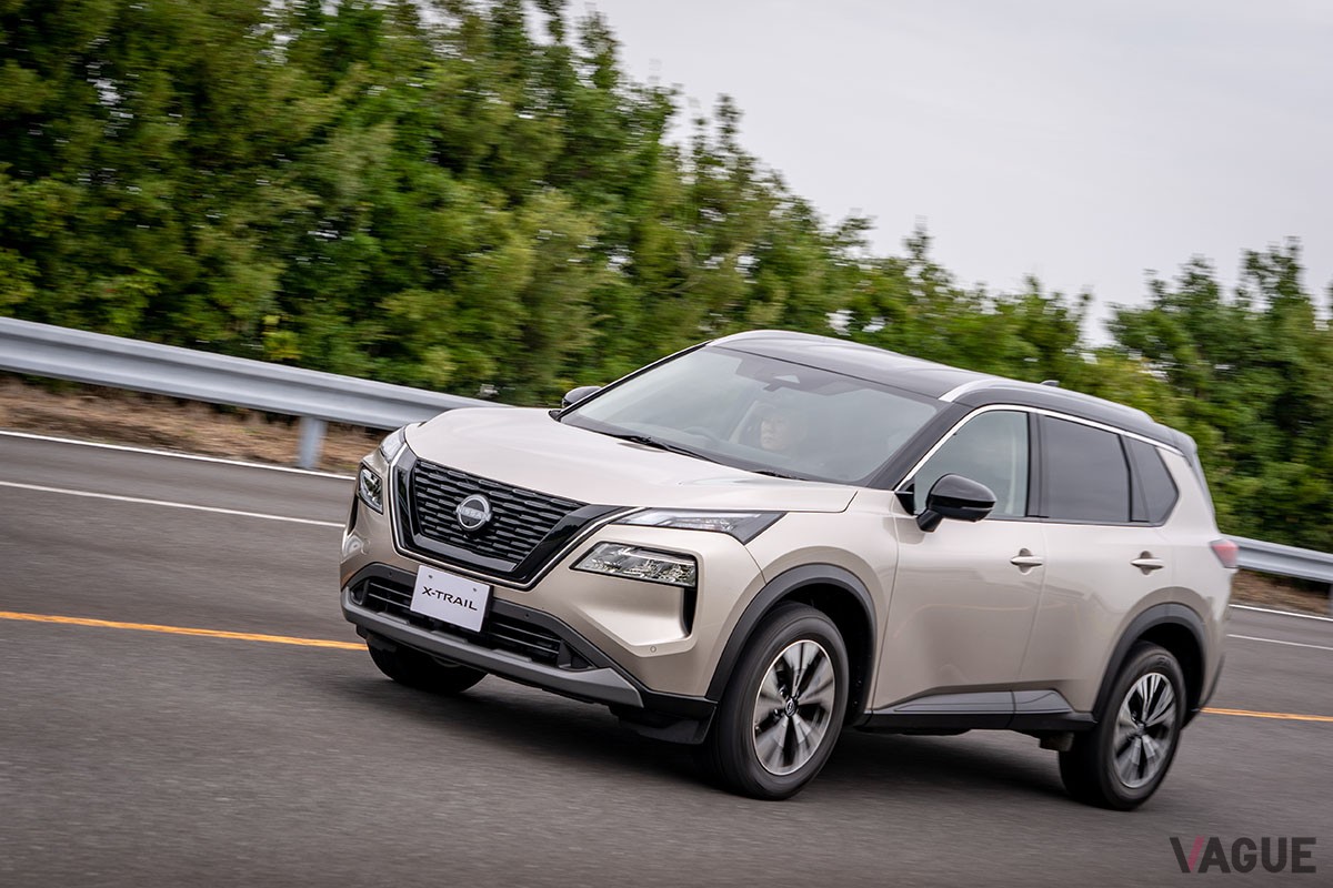 日産「エクストレイル」