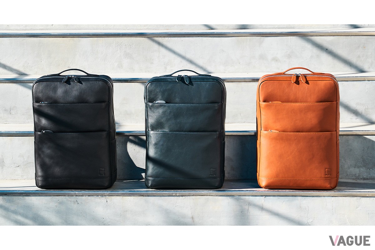 写真はスクエアリュック