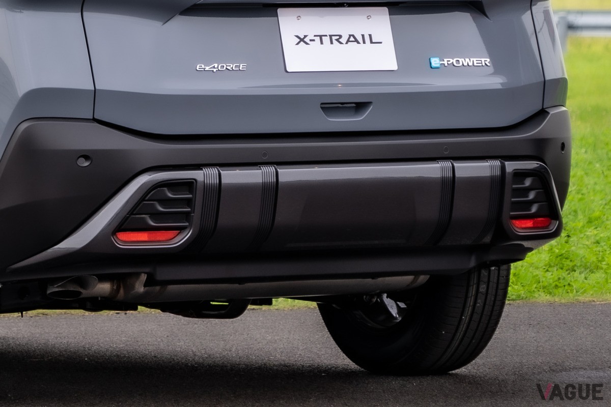 新型エクストレイルのタフギア感をさらに強調した力強さ満点の特別仕様車「X e-4ORCE エクストリーマーX」