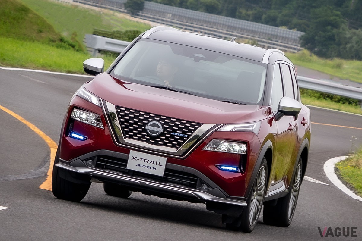 “ターボe-POWER”と“e-4ORCE”という日産が誇る最新テクノロジーを搭載した新型エクストレイル