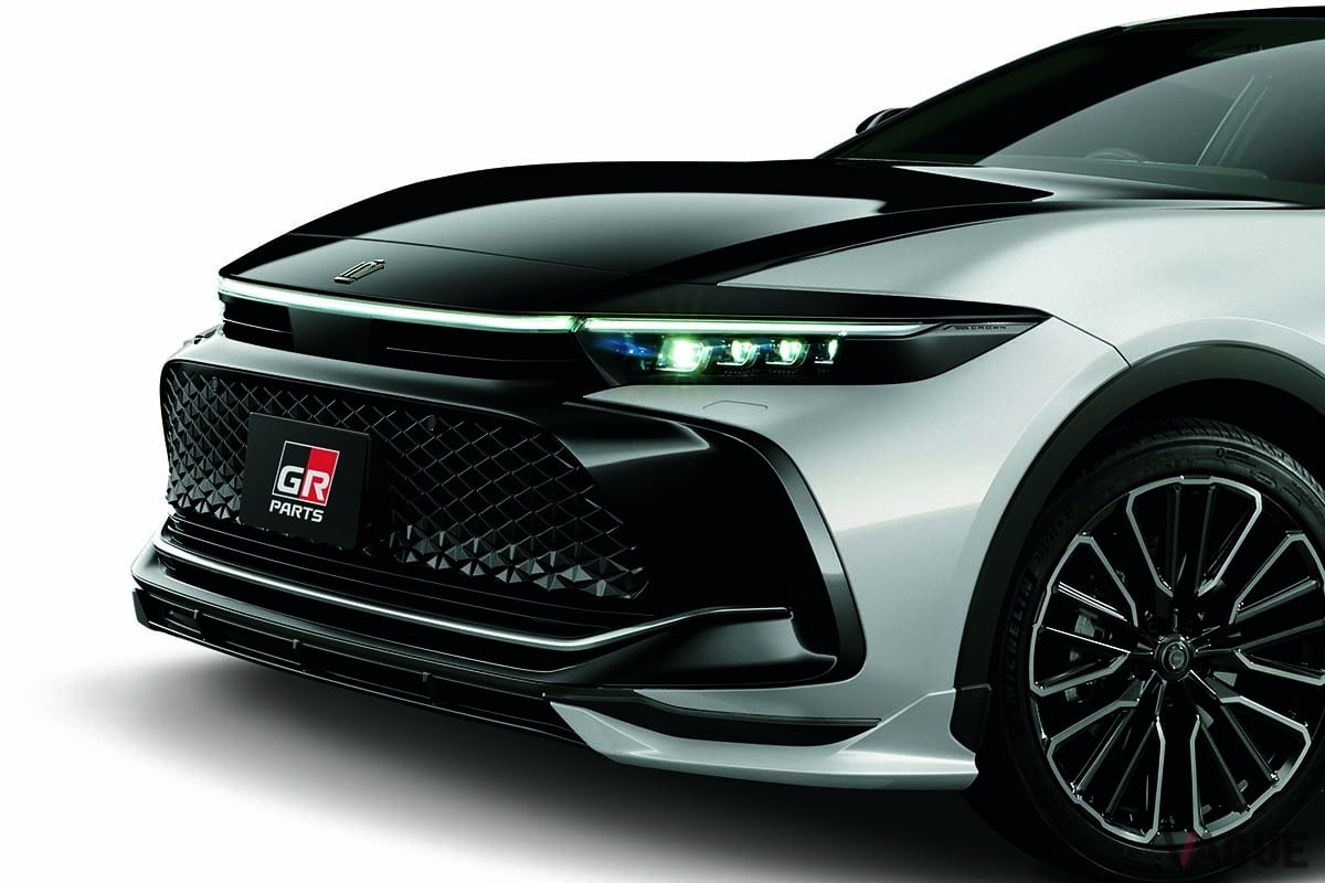 クラウン用にふさわしく空力性能とデザインを高次元で融合したエアロパーツや、ステアフィールを向上させる機能部品など、見た目と走りの格を上げるアイテムをラインナップした新型クラウン用「GRパーツ」
