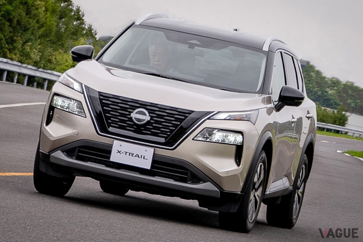 日産「エクストレイル」
