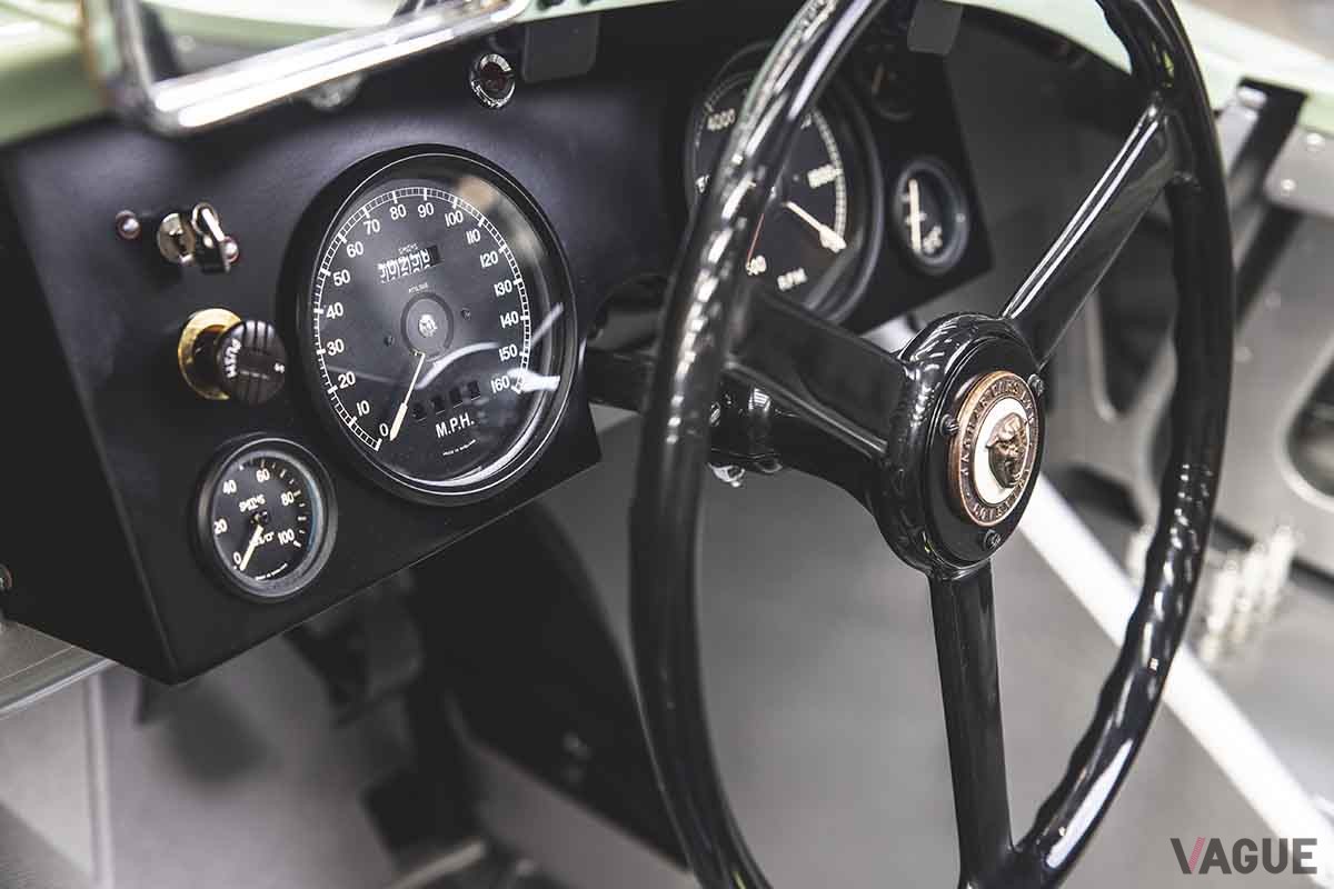 ジャガー・クラシックが手がけた「C-TYPE Continuation（Cタイプ・コンティニュエーション」のインテリア