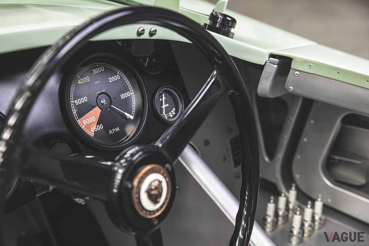 ジャガー・クラシックが手がけた「C-TYPE Continuation（Cタイプ・コンティニュエーション」のインテリア