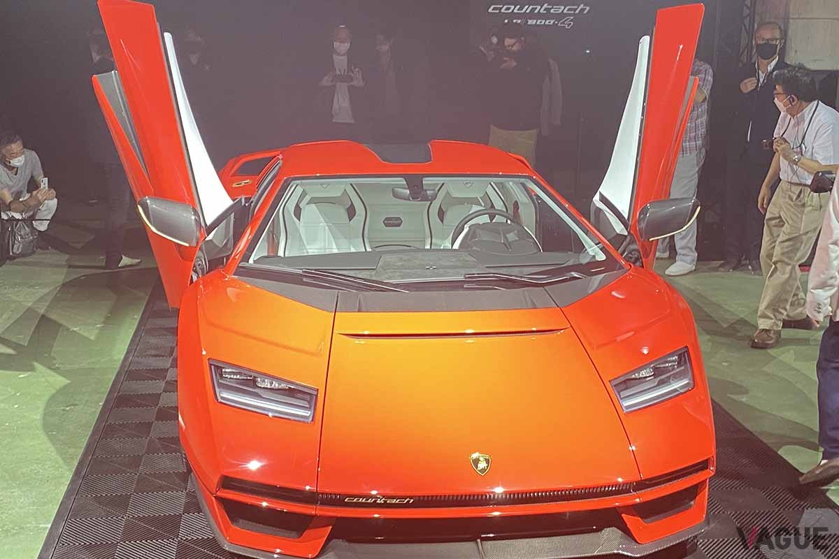 2ランボルギーニ新型「カウンタック LPI800−4」ジャパン・プレミアの様子