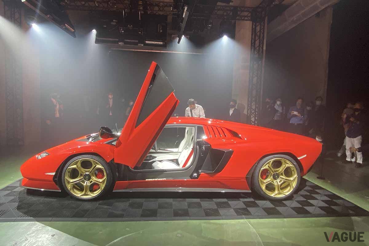 2022年6月に日本でも初公開されたランボルギーニ新型「カウンタック LPI800−4」
