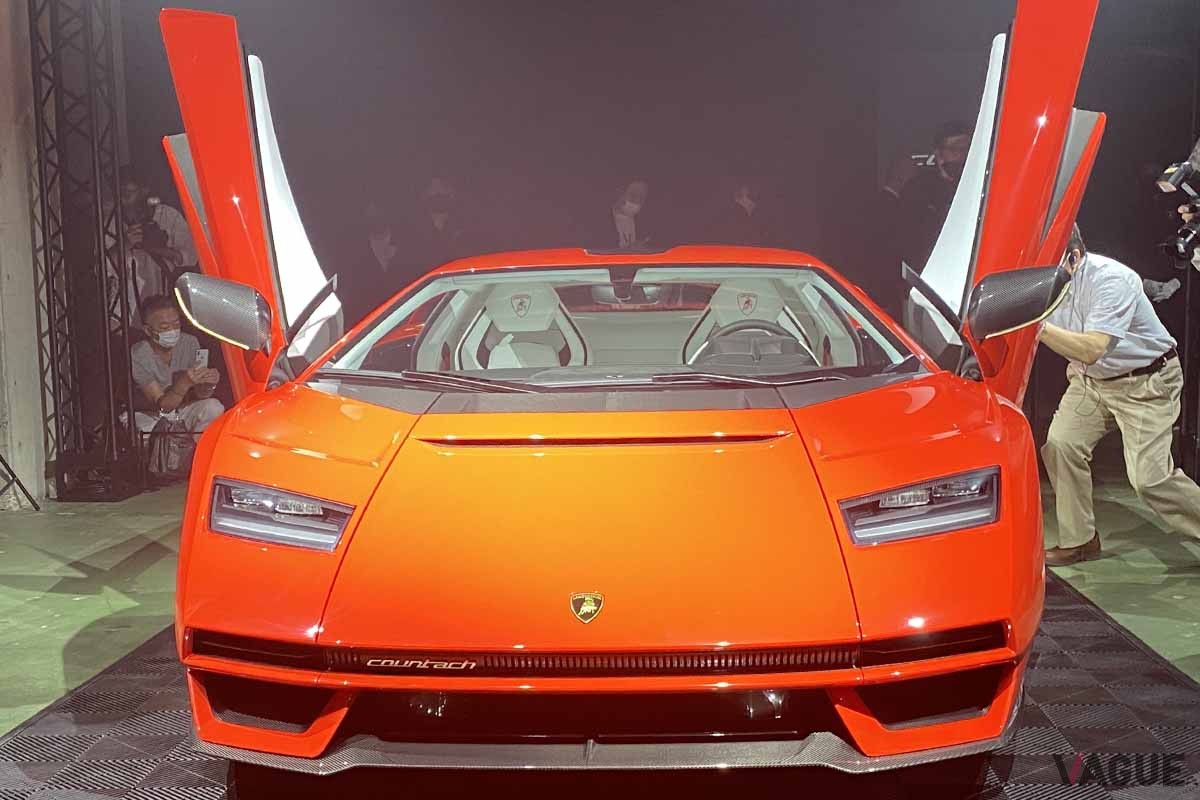 2022年6月に日本でも初公開されたランボルギーニ新型「カウンタック LPI800−4」