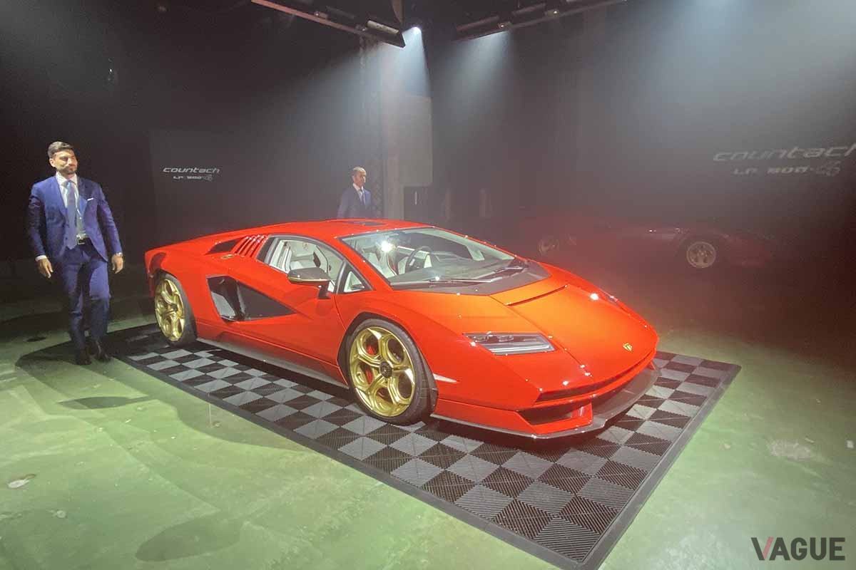 2022年6月に日本でも初公開されたランボルギーニ新型「カウンタック LPI800−4」