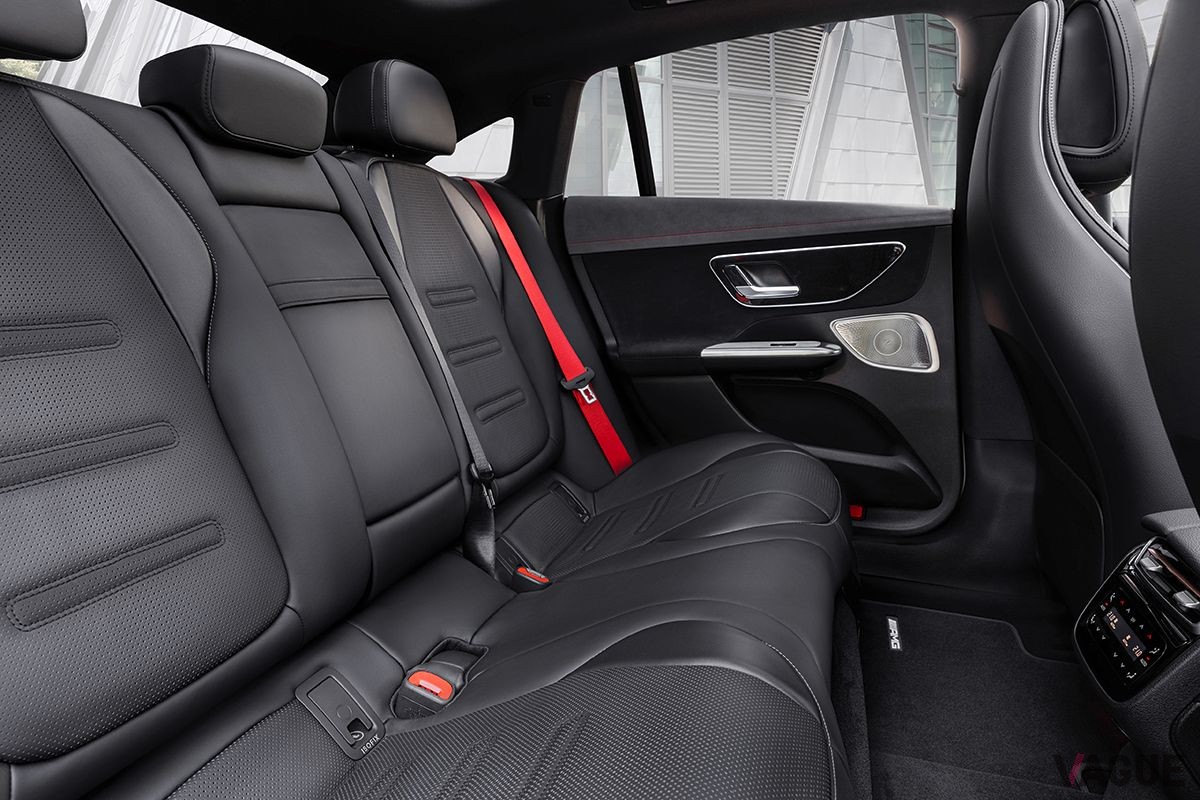 メルセデスAMG新型「EQE53 4MATIC＋」のインテリア