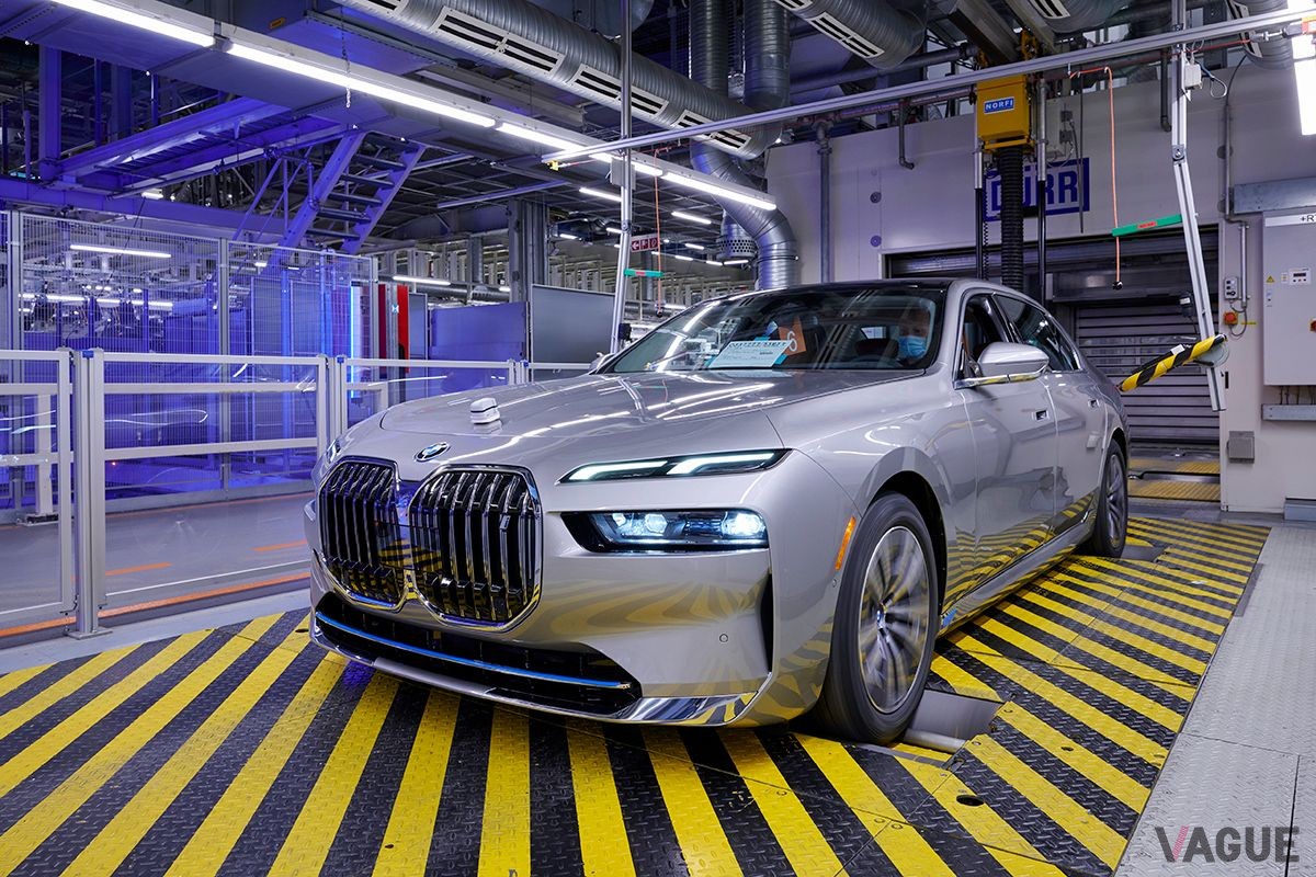2022年7月から生産が始まったBMW新型「i7」