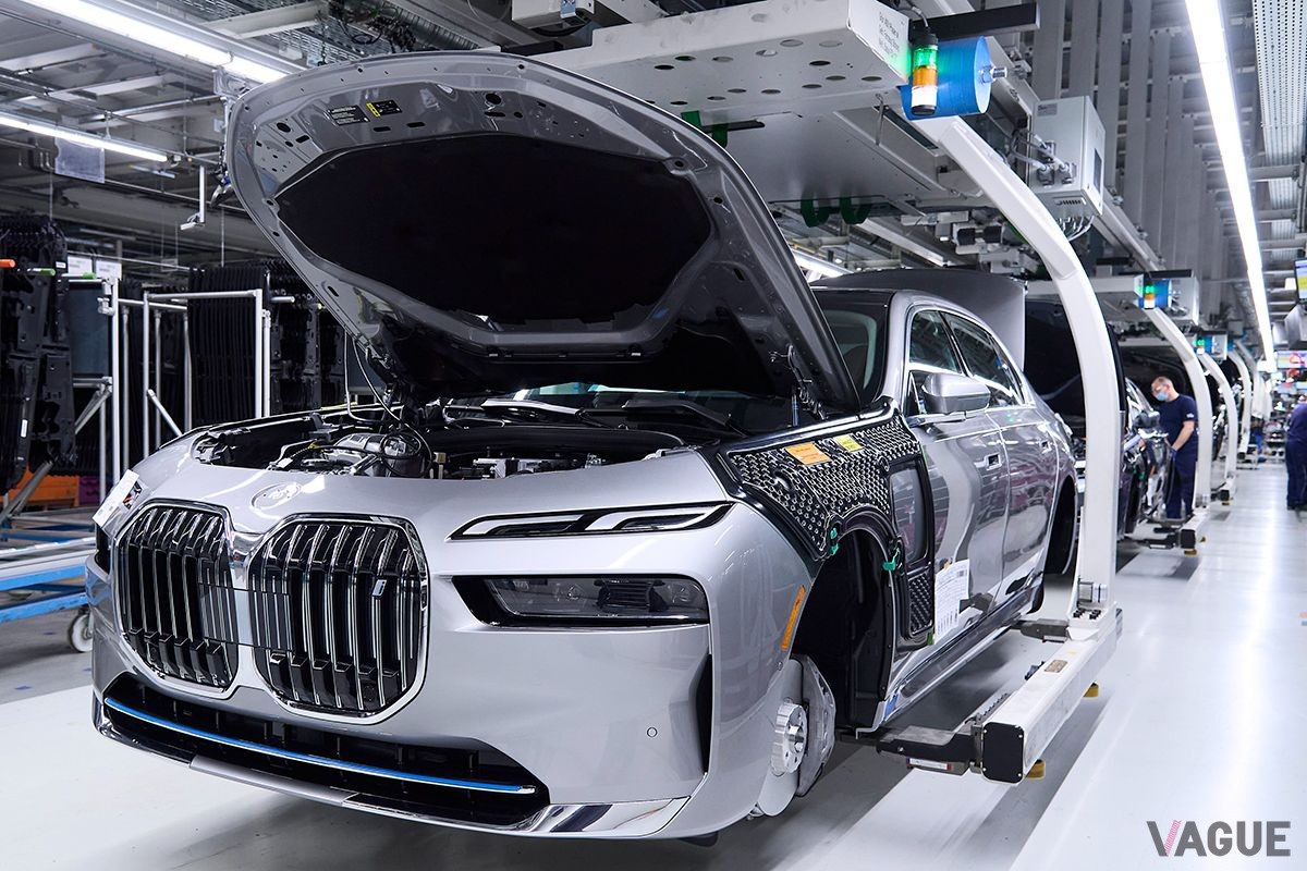 2022年7月から生産が始まったBMW新型「i7」