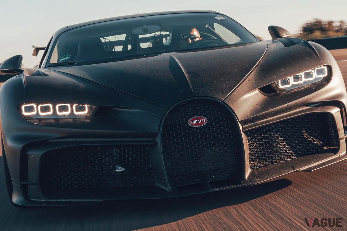 世界最速の生産車、ブガッティ「シロン・スーパースポーツ300＋」