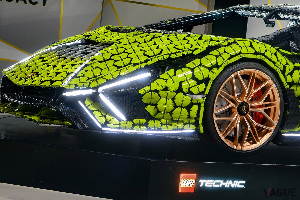 40万個以上のレゴブロックで作られた1：1スケールのランボルギーニ「シアン・FKP37」
