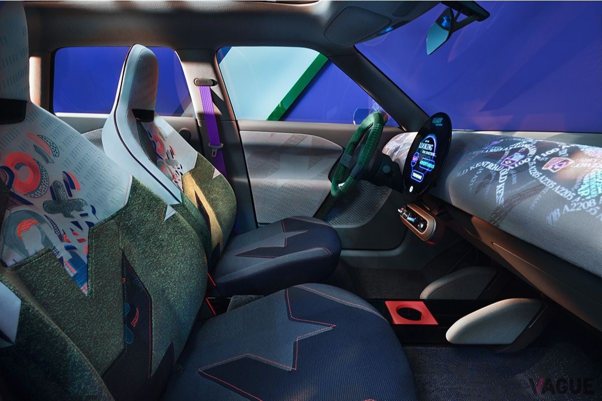 2022年に世界初公開された「ミニ・コンセプト・エースマン」のインテリア