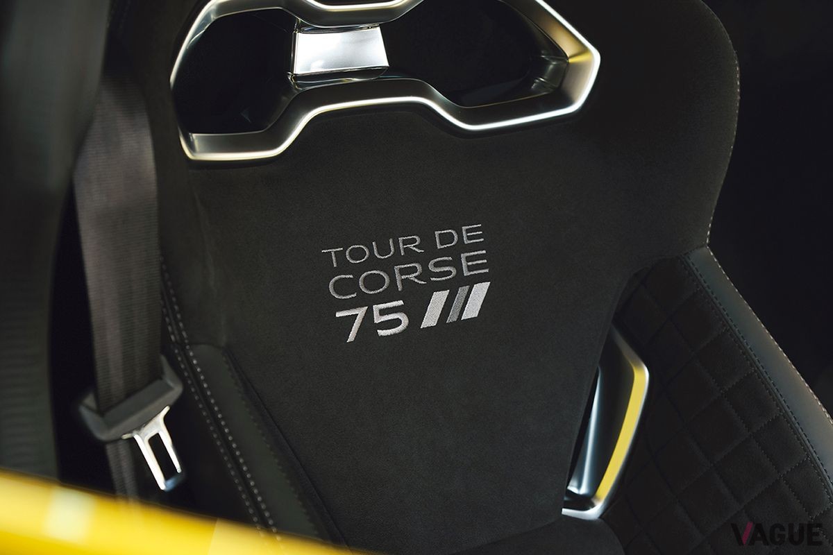 限定車アルピーヌ「A110ツール・ド・コルス75」のシート
