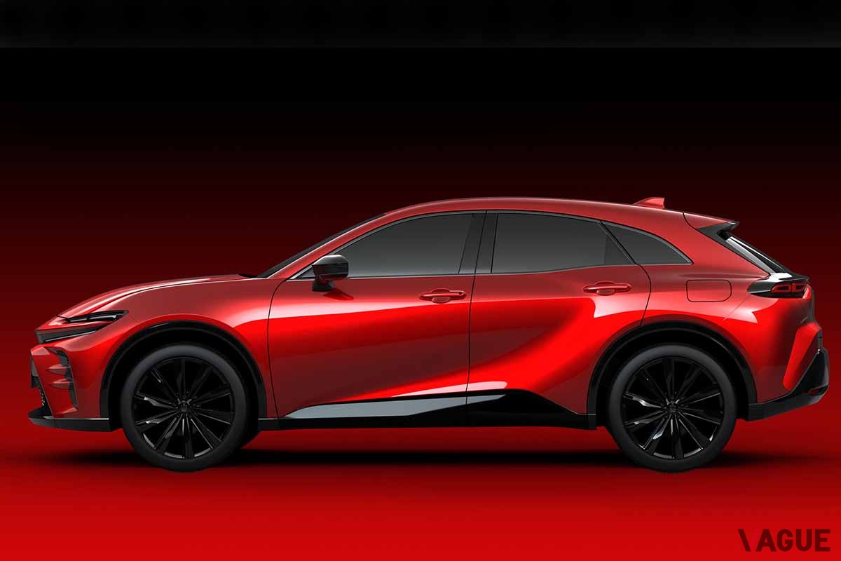 トヨタ新型「クラウン スポーツ」