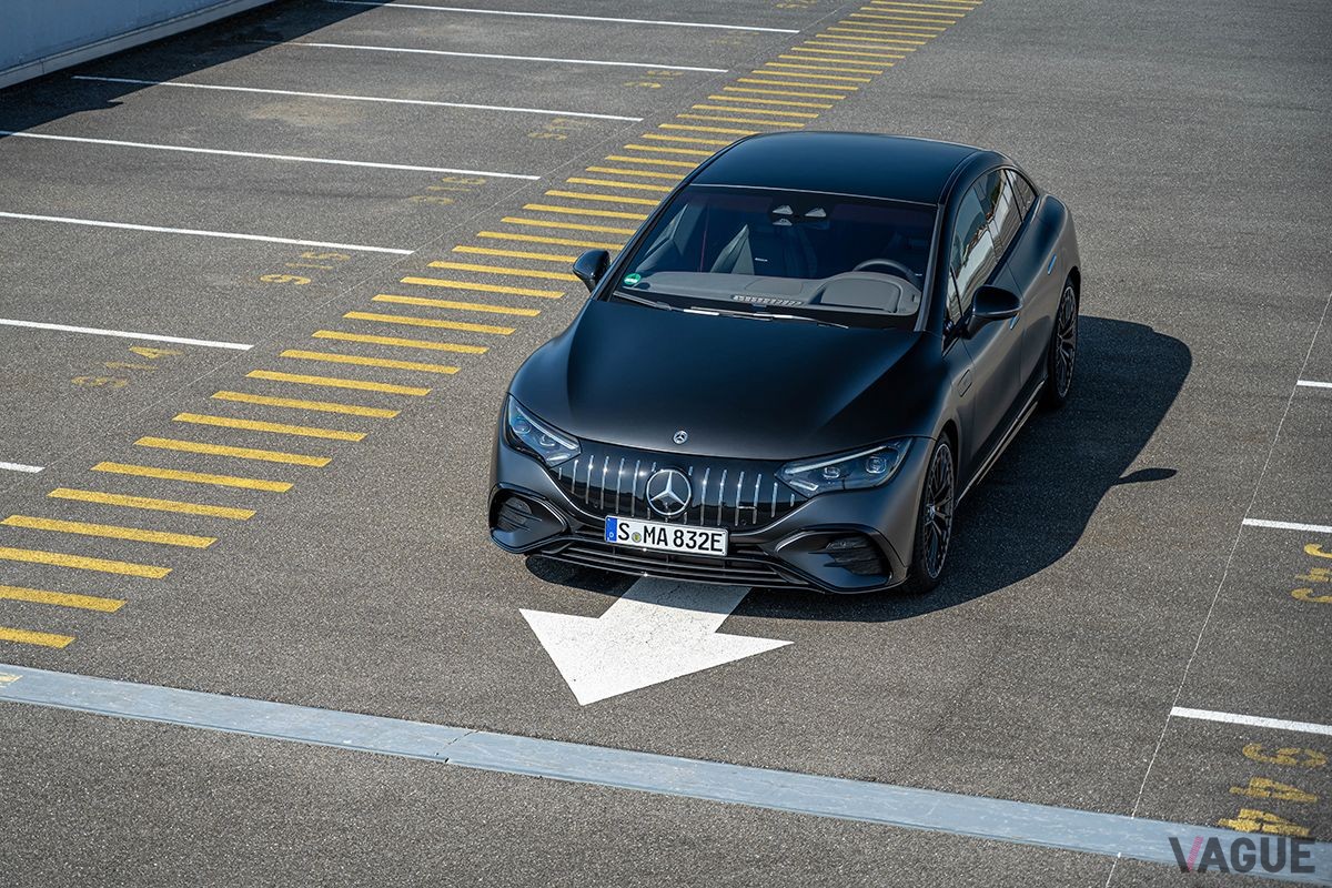 メルセデスAMG「EQE53 4MATIC+」