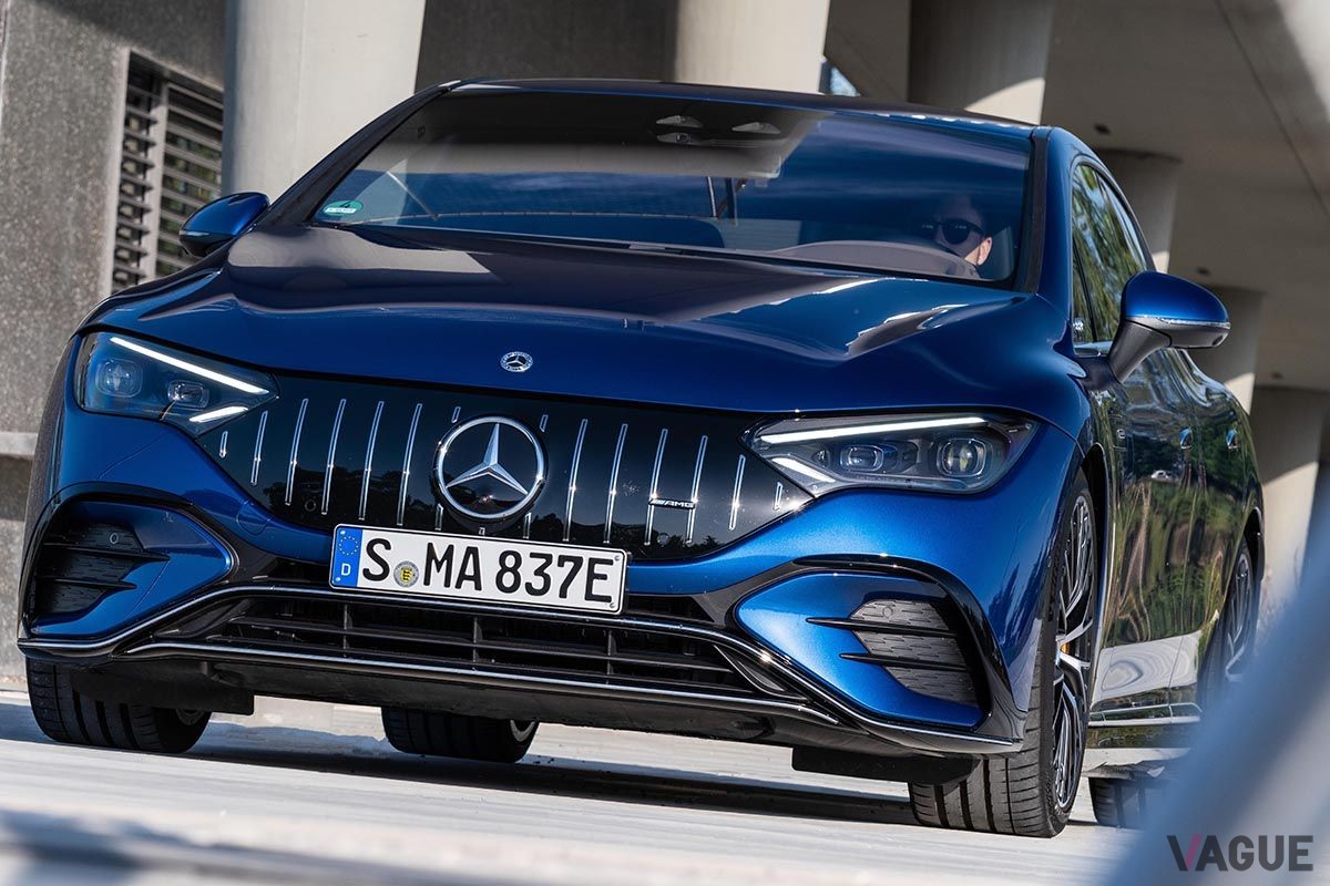メルセデスAMG「EQE53 4MATIC+」