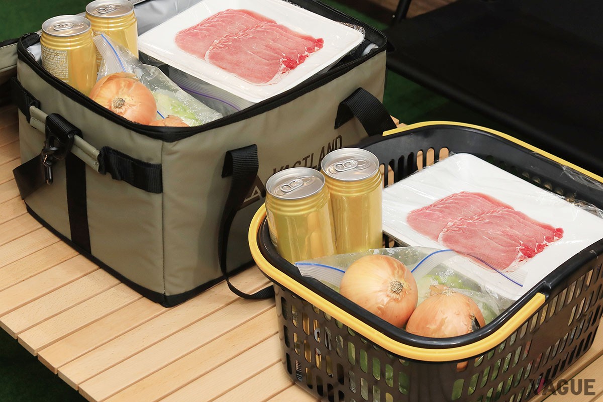 買い物かごに入れた食材や飲料の約9割がまるまる収まる大容量が魅力的なVASTLANDの「ソフトクーラーボックス 25L」