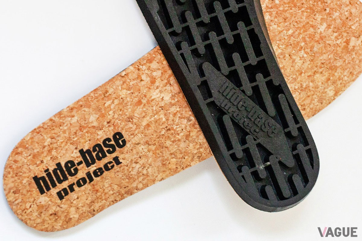 伝統のバルカナイズ製法にこだわった新スニーカーブランド・hide base project。その第1弾としてローカットとハイカットの2モデルが登場した