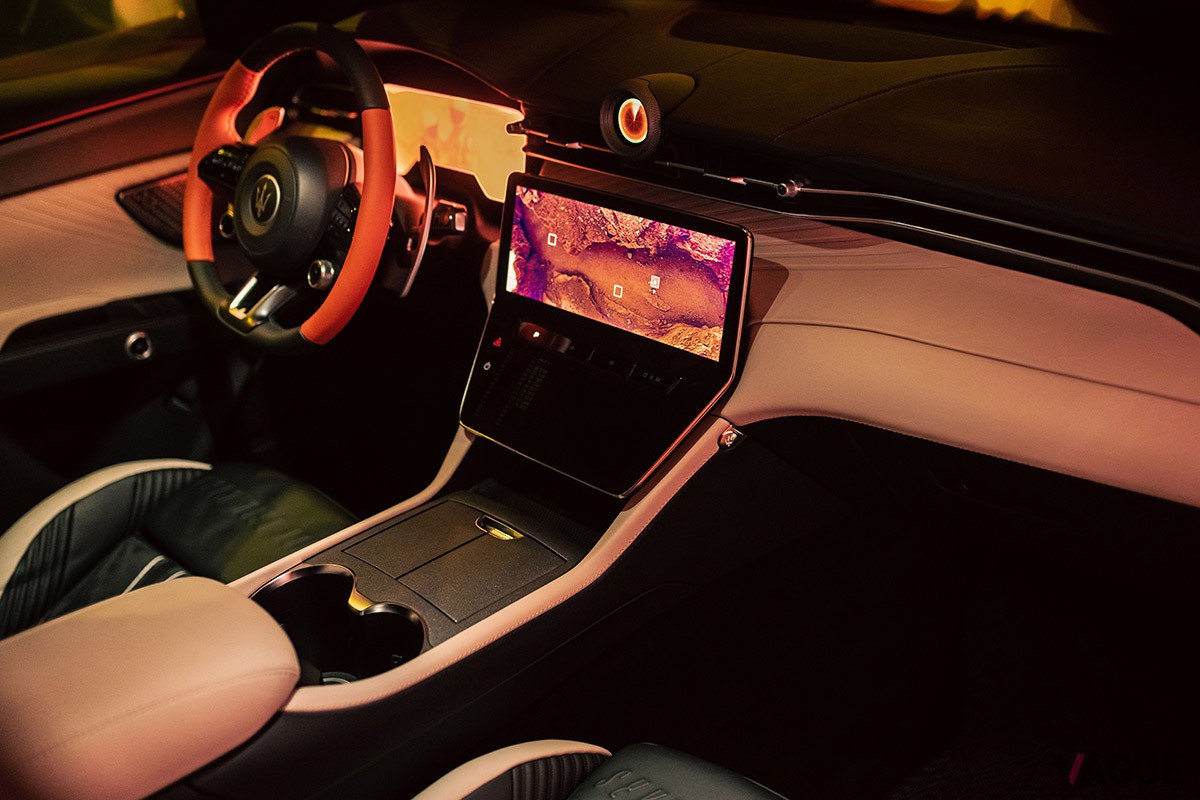 まもなく上陸するマセラティの新型SUV「グレカーレ」のカスタマイズコンセプトモデル「グレカーレ・ミッションフロムマース」　写真：HIROMITSU YASUI（Weekend.）