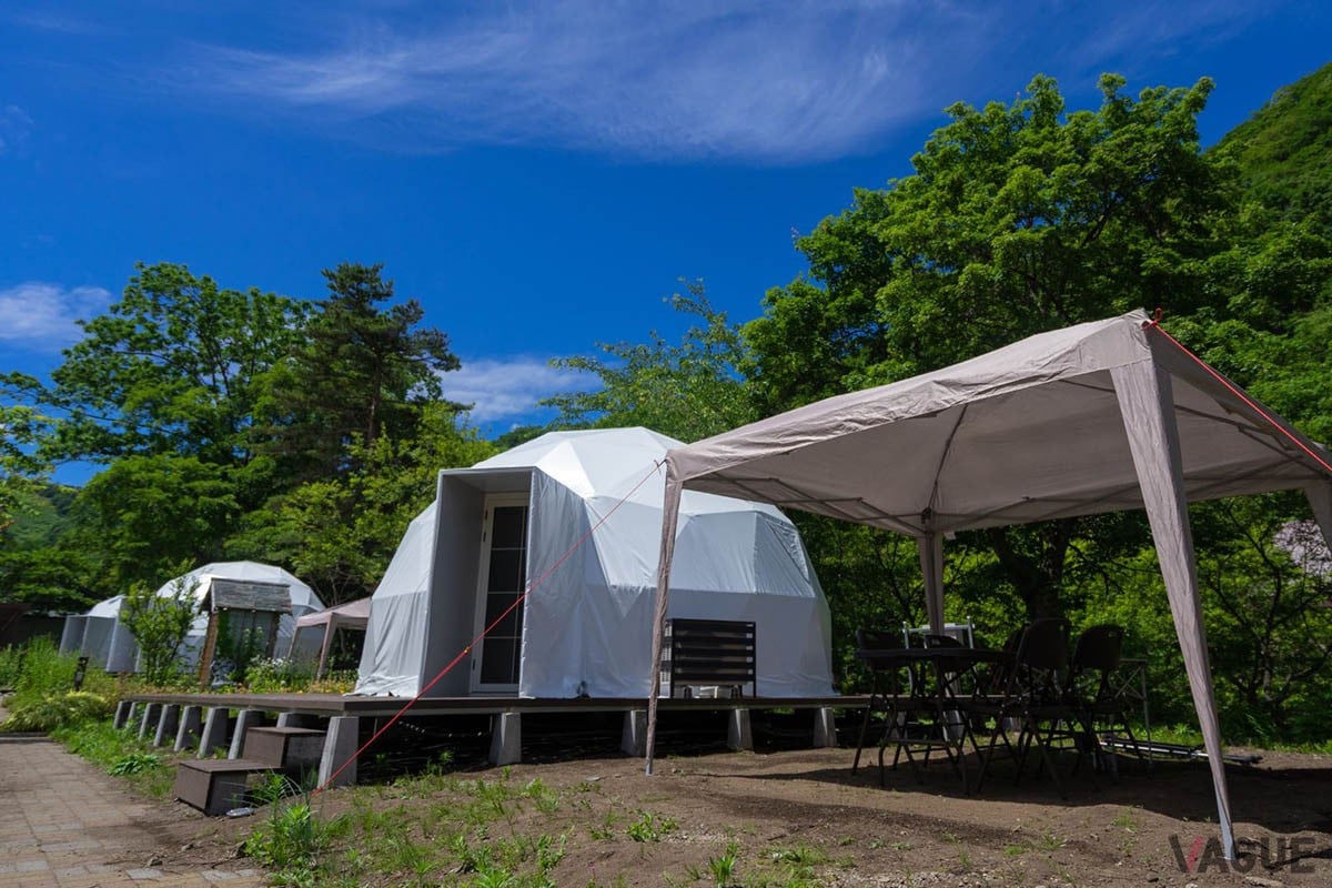 温泉やbbqと四季折々の草花を堪能できるグランピング施設がさわやかな北の大地にオープン Vague ヴァーグ