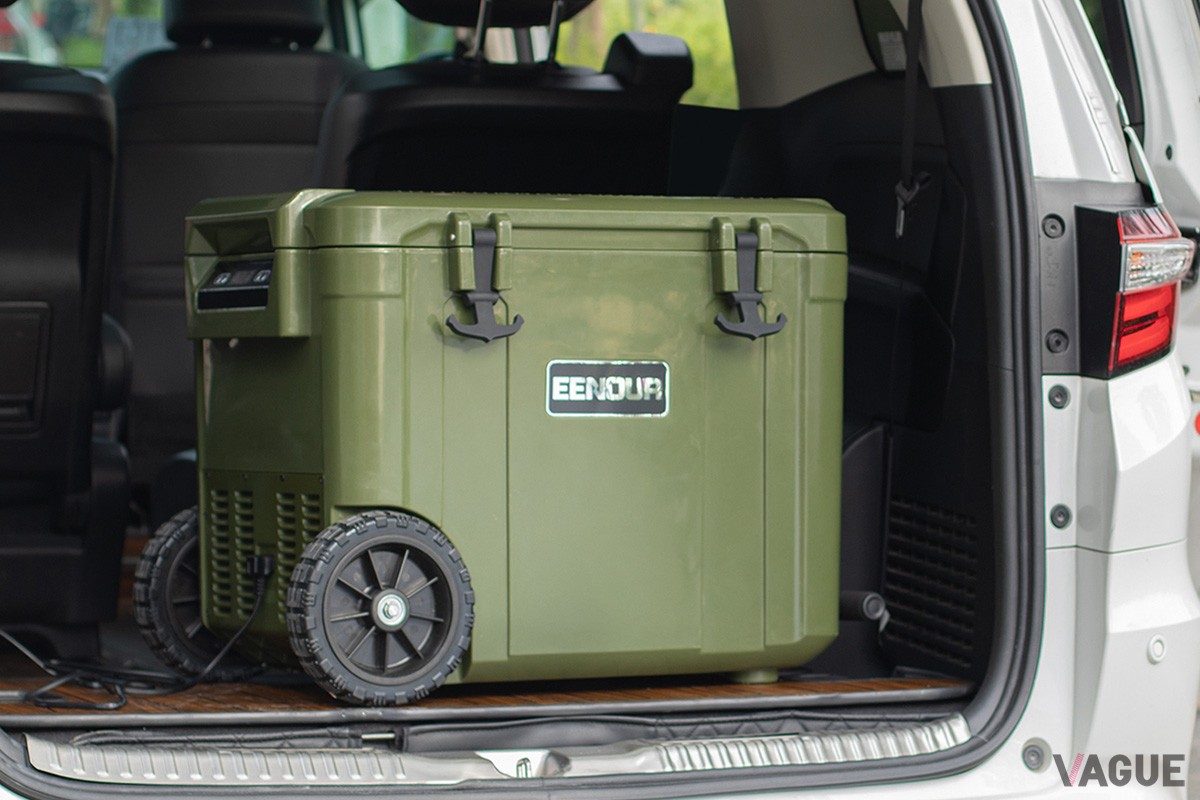 夏のアウトドアやレジャードライブで活躍すること間違いなしのポータブル冷蔵庫。なかでもコンプレッサー式のモデルは、マイナス20℃前後まで冷却できるのでおすすめだ