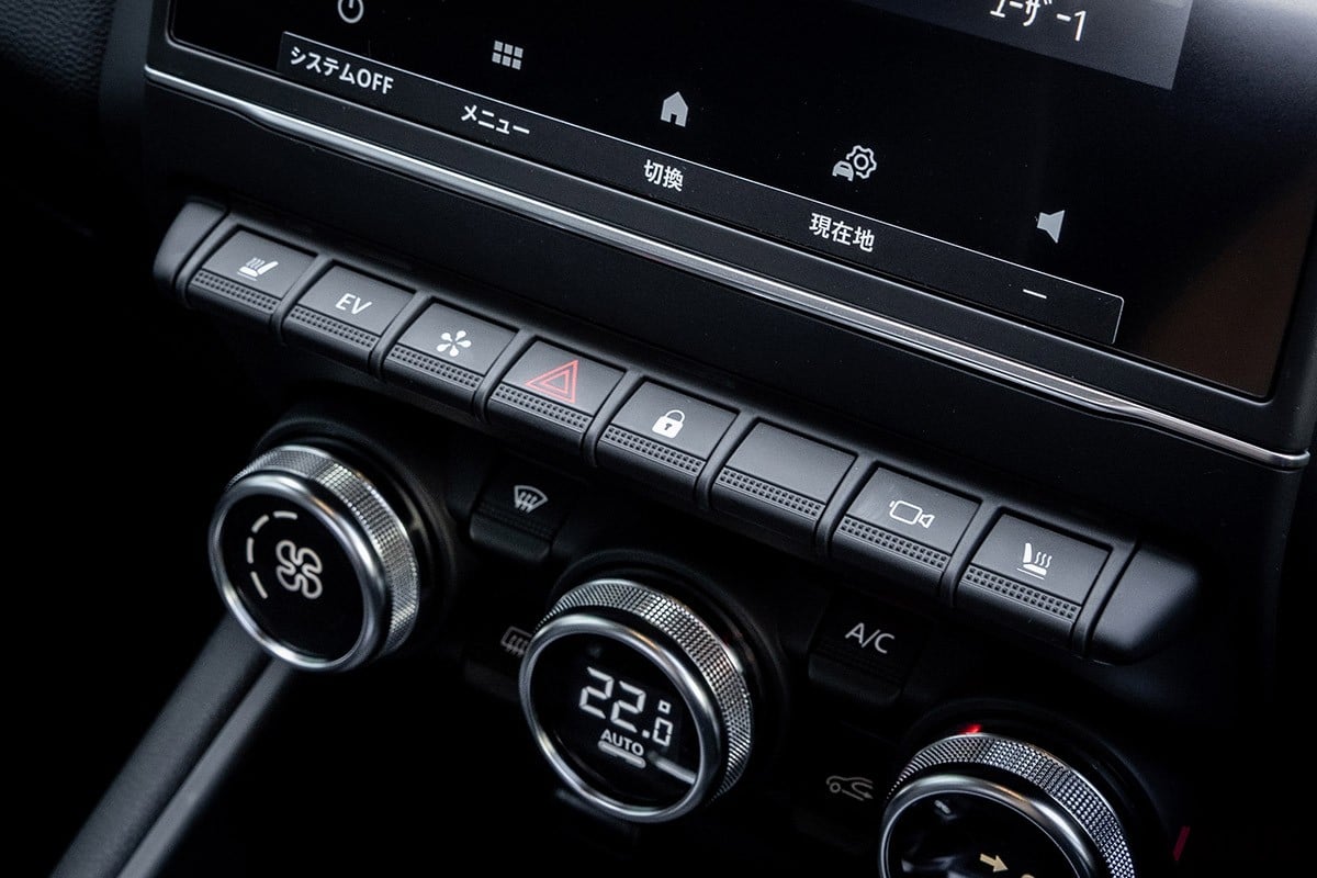 輸入SUVナンバーワンの低燃費とハイレスポンスの爽快な走りが魅力的なルノー「キャプチャーE-TECH HYBRID」