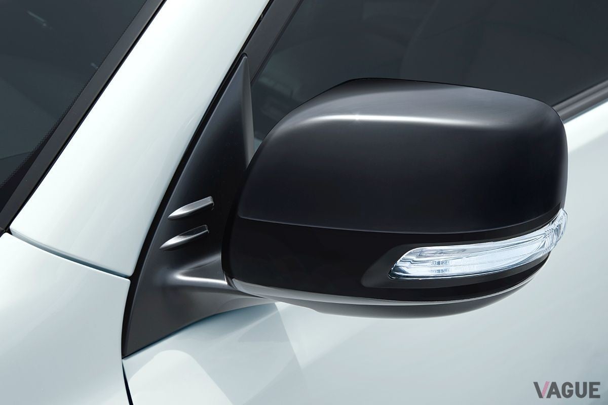 特別仕様車 トヨタ「ランドクルーザープラド・マットブラックエディション」