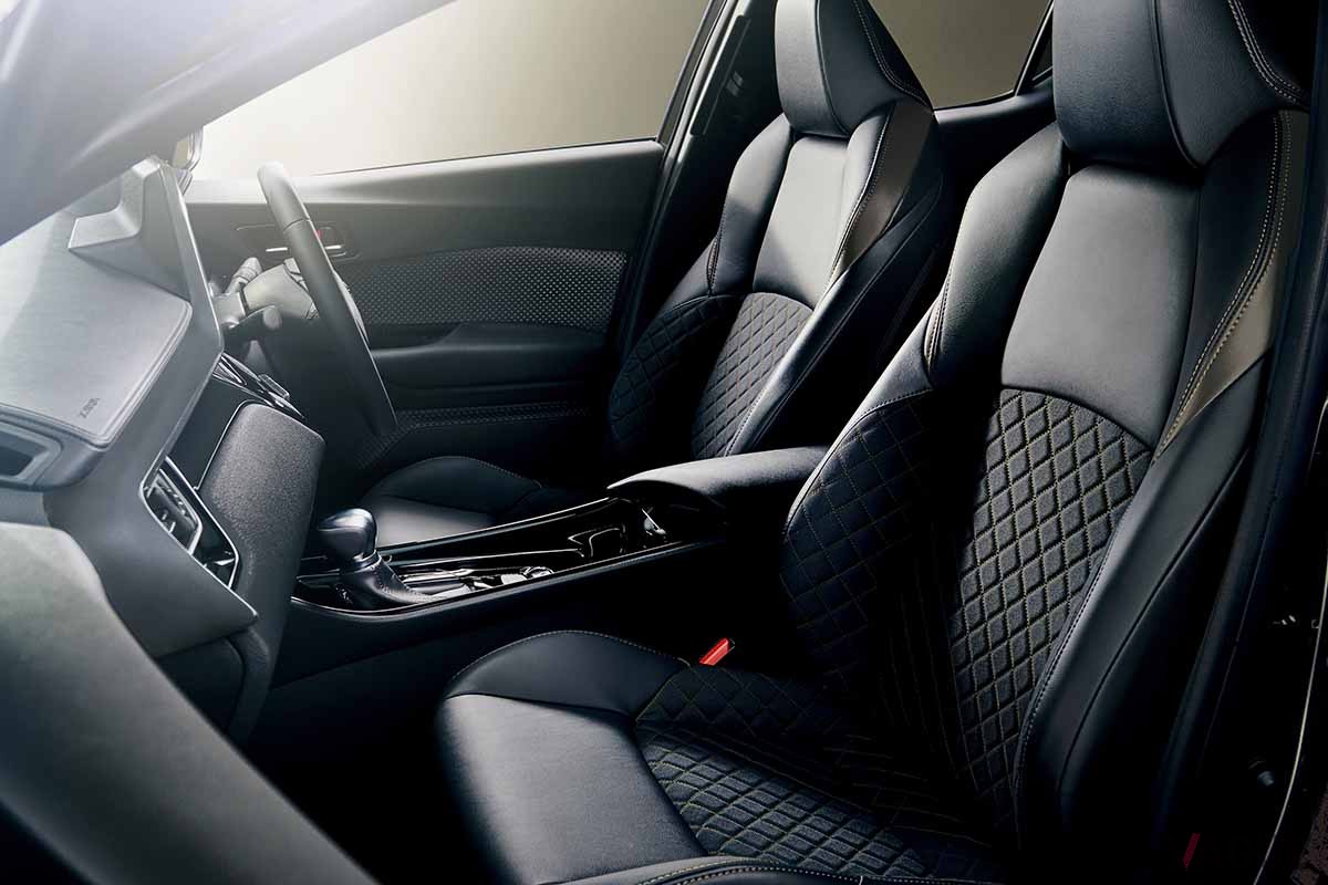 トヨタ「C-HR」の特別仕様車、“Mode-Nero Safety PlusⅢ”のインテリア