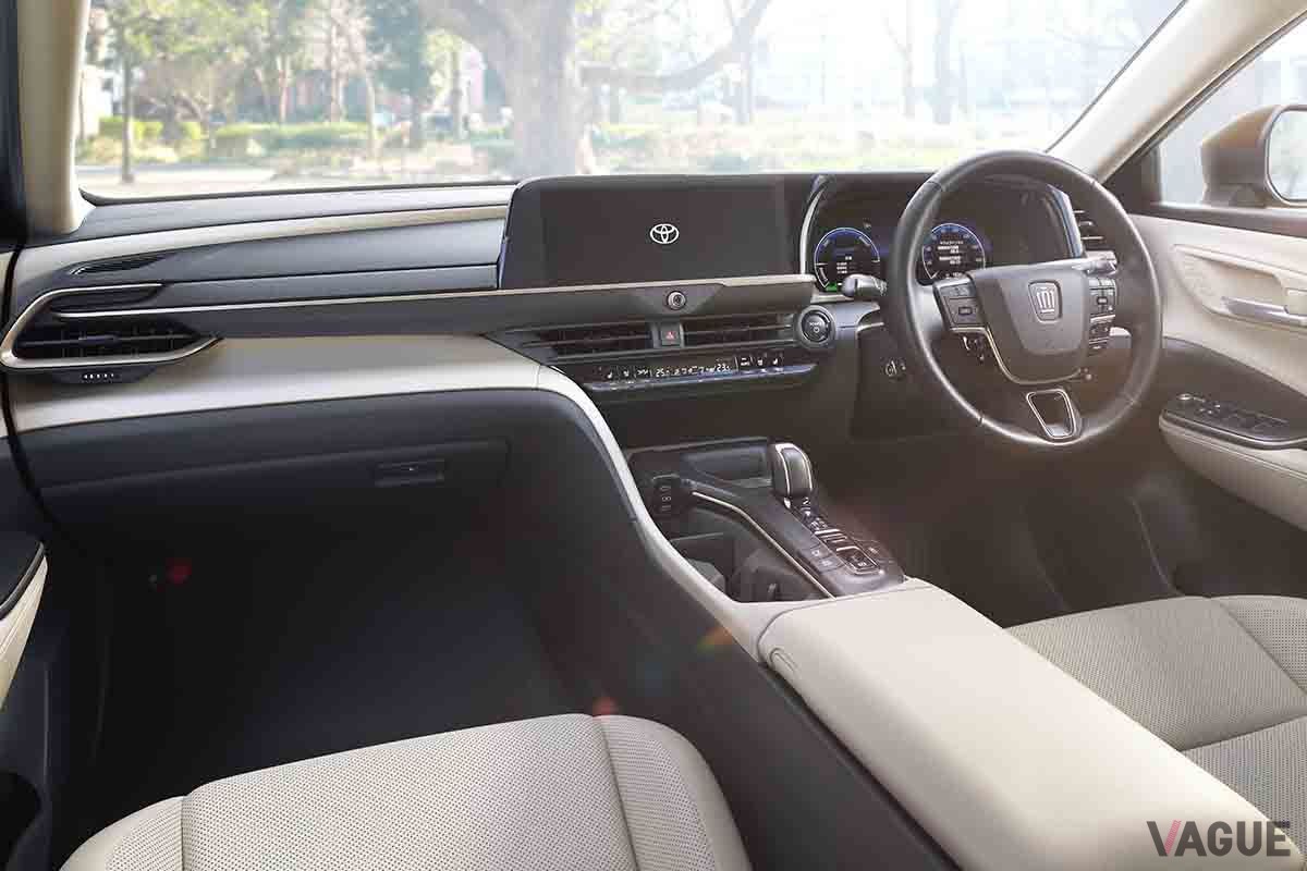 トヨタ新型「クラウン（クロスオーバー）」のインテリア