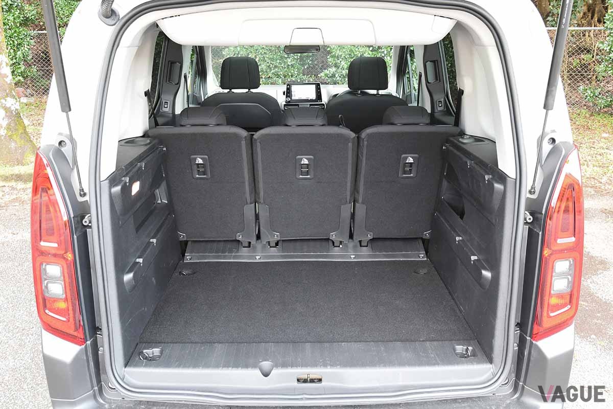 シトロエン「ベルランゴ」の荷室
