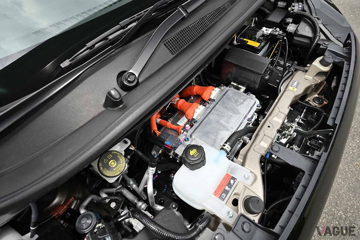 日産新型「サクラ」のボンネット下