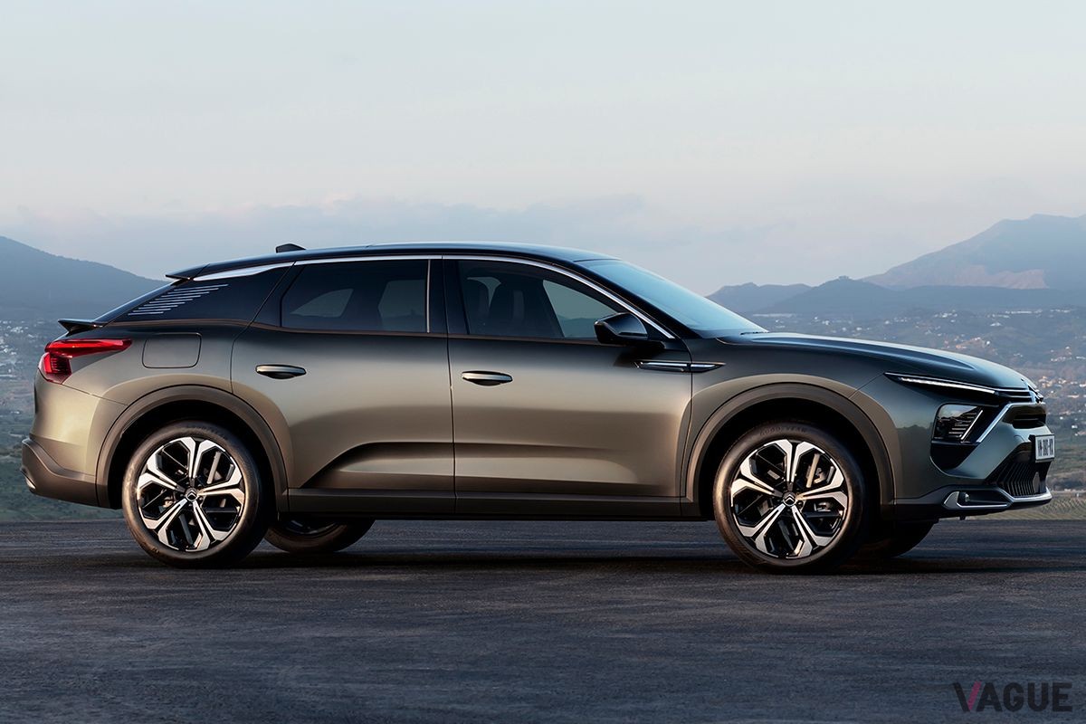 シトロエン新型「C5X」