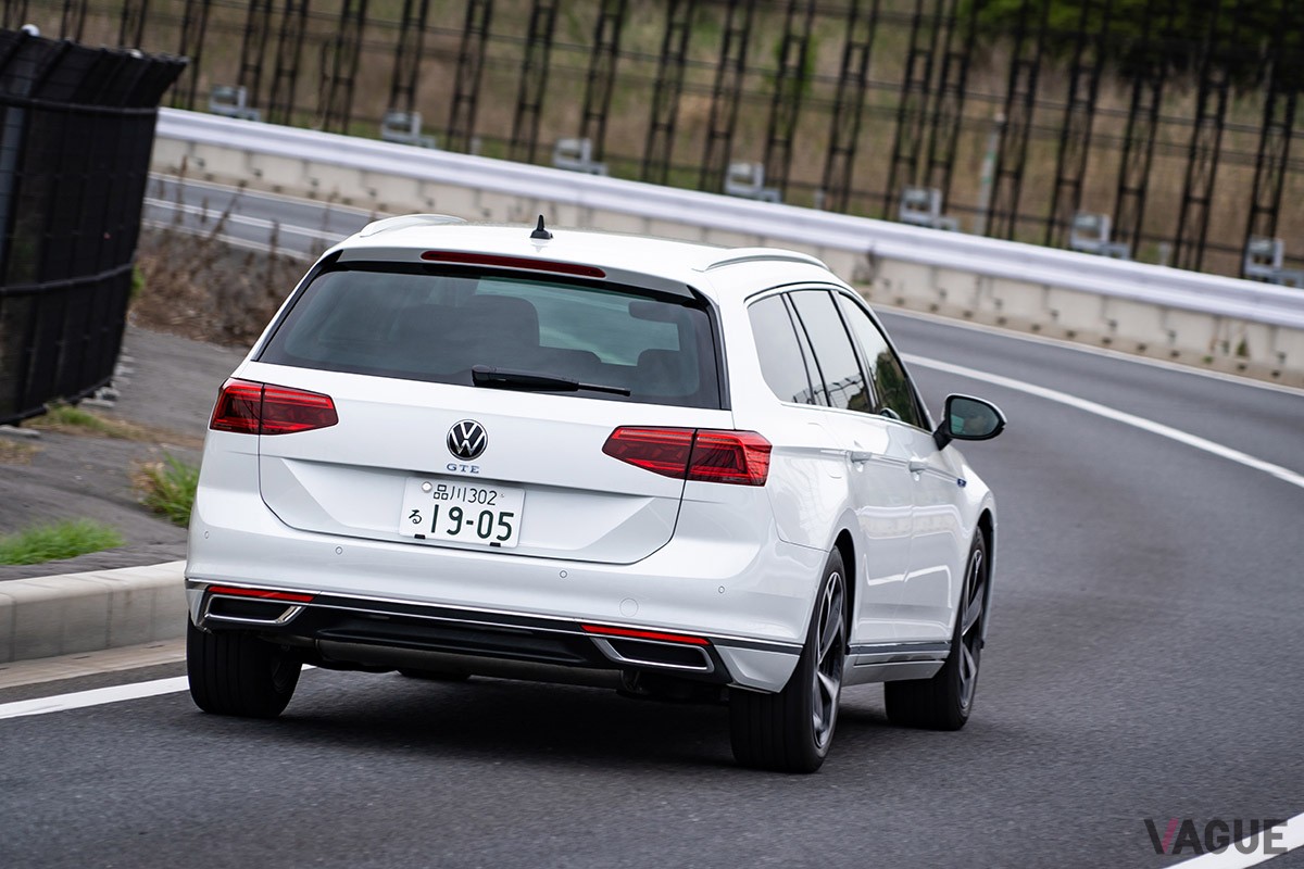 EVとエンジン車の魅力をあわせ持つVW「パサート GTE ヴァリアント」