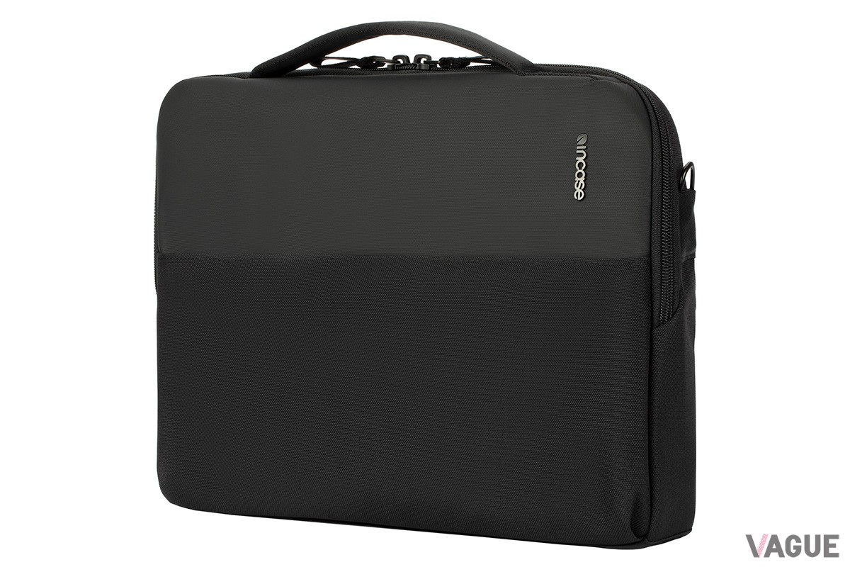 いまや仕事上で必需品となったデジタルデバイスをはじめ、仕事道具一式をスマートにまとめられるインケースの新作ブリーフケース「A.R.C. Brief」